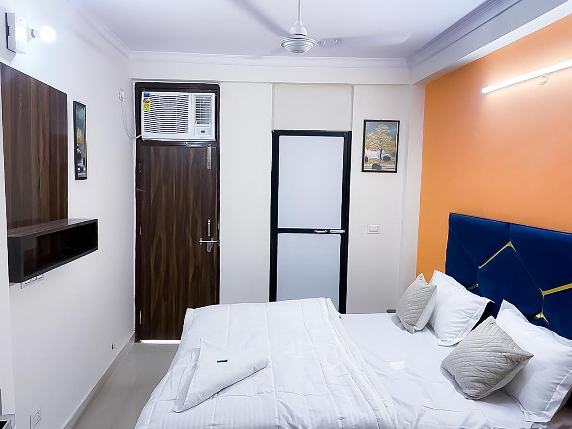 Roomshala 123 Happy Homes- Near Saket Metro New Delhi Exterior photo